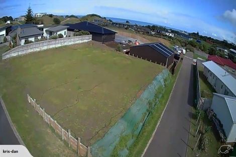 Photo of property in 3a Golf Vue Place, Castlecliff, Whanganui, 4501