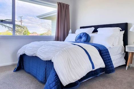 Photo of property in 6 Birdwood Road, Pukekohe, 2120