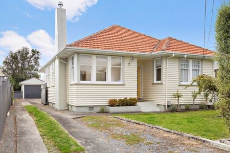 Photo of property in 60 Pine Avenue, Ebdentown, Upper Hutt, 5018
