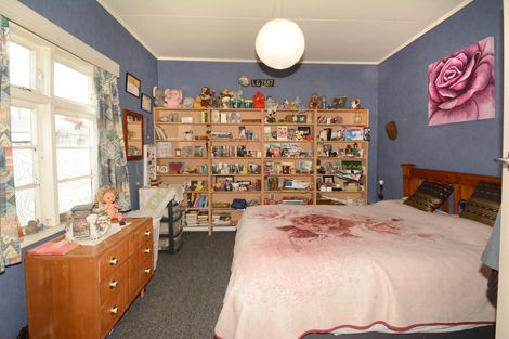 Photo of property in 15 Osmond Street, South Dunedin, Dunedin, 9012