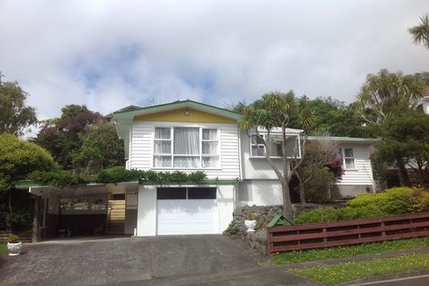 Photo of property in 33 Viewmont Drive, Harbour View, Lower Hutt, 5010
