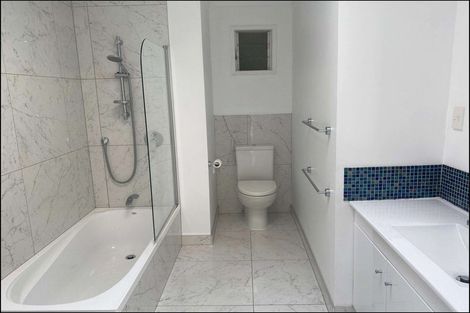 Photo of property in 16 Hull Road, Waitoki, Kaukapakapa, 0871