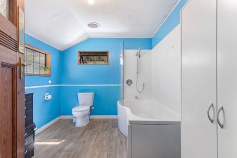 Photo of property in 10 Moss Lane, Sunshine Bay, Queenstown, 9300