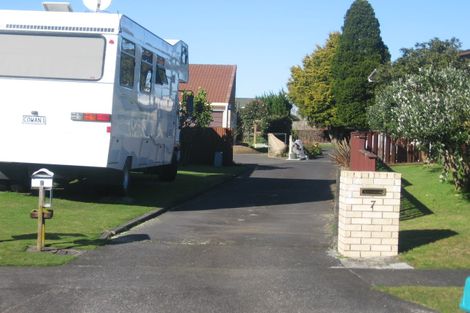 Photo of property in 7 Hazeldene Place, Opaheke, Papakura, 2113