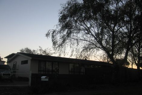 Photo of property in 9 Dove Place, Westbrook, Palmerston North, 4412