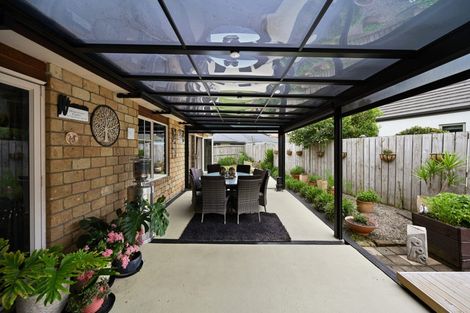 Photo of property in 9 Roderick Place, Rototuna, Hamilton, 3210