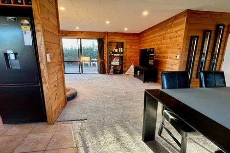 Photo of property in 2/98 Springs Road, Hornby, Christchurch, 8042