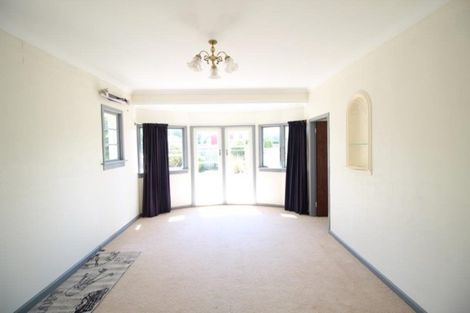 Photo of property in 27 Bullar Street, Grasmere, Invercargill, 9810