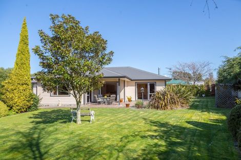 Photo of property in 5 Awhina Drive, Greytown, 5712