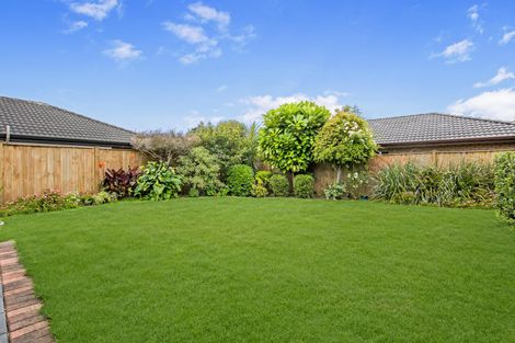 Photo of property in 45 Blackwood Drive, Wattle Downs, Auckland, 2103