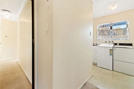 Photo of property in 1/25 Rathgar Road, Henderson, Auckland, 0610