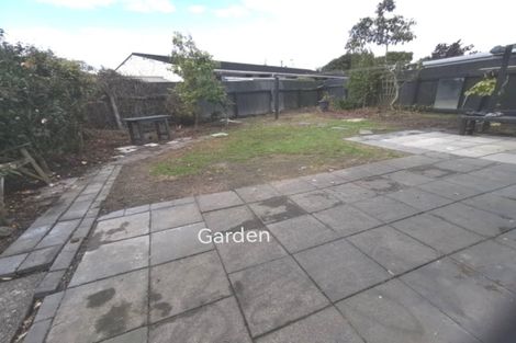 Photo of property in 14 Westmere Place, Takaro, Palmerston North, 4412