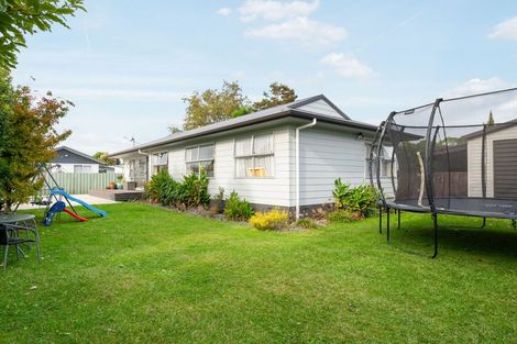 Photo of property in 8 Mckinley Place, Nawton, Hamilton, 3200