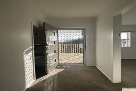 Photo of property in 27 Seaforth Avenue, Mangere Bridge, Auckland, 2022