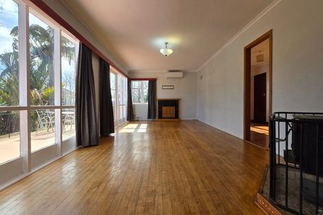 Photo of property in 2 Somme Road, Silverstream, Upper Hutt, 5019