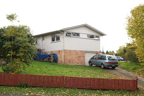 Photo of property in 56 Advene Road, Cockle Bay, Auckland, 2014