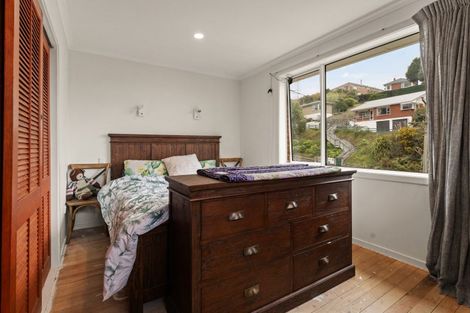 Photo of property in 21 Centennial Avenue, Helensburgh, Dunedin, 9010