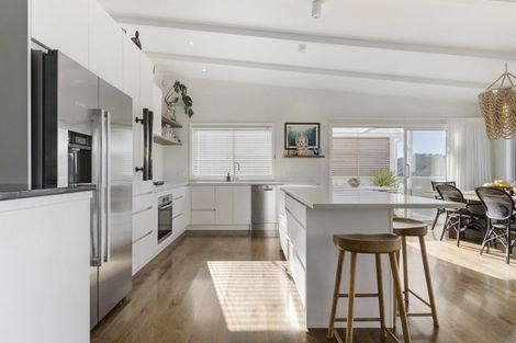 Photo of property in 139 Bruce Wallace Place, Whangamata, 3620