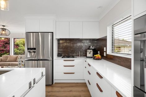 Photo of property in 19 Stableford Drive, Pyes Pa, Tauranga, 3112