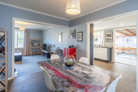 Photo of property in 16 Kaka Road, Raumati Beach, Paraparaumu, 5032