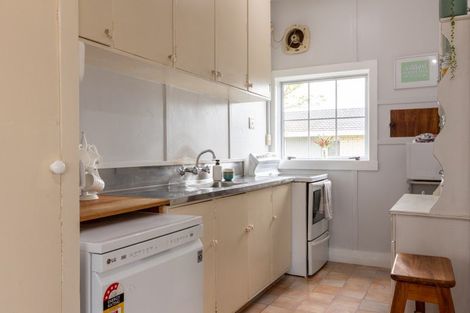 Photo of property in 41 Burns Street, Dannevirke, 4930