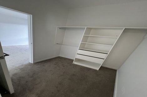 Photo of property in 35 Meadway, Sunnyhills, Auckland, 2010