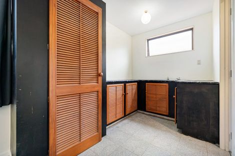 Photo of property in 8 Riverview Road, New Lynn, Auckland, 0600