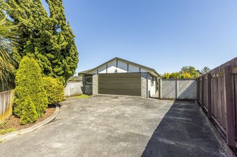 Photo of property in 14 Heihei Place, Paraparaumu, 5032
