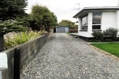 Photo of property in 37 Cunningham Street, Grasmere, Invercargill, 9810