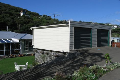 Photo of property in 58 Airlie Road, Plimmerton, Porirua, 5026