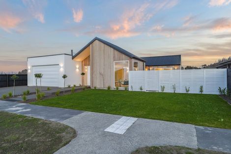 Photo of property in 186 Georgina Street, Marshland, Christchurch, 8083