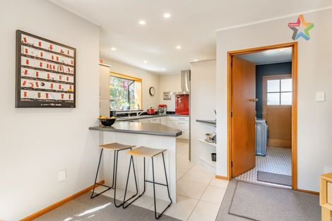 Photo of property in 2a Hobbs Grove, Epuni, Lower Hutt, 5011