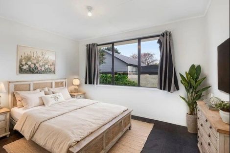 Photo of property in 45 Karen Crescent, Dinsdale, Hamilton, 3204