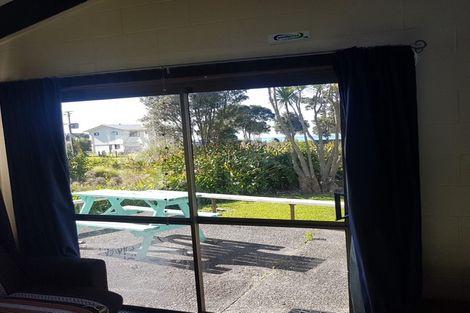 Photo of property in 2 Bolton Place, Hicks Bay, Tikitiki, 4087