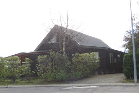 Photo of property in 13 Cherry Court, Wanaka, 9305