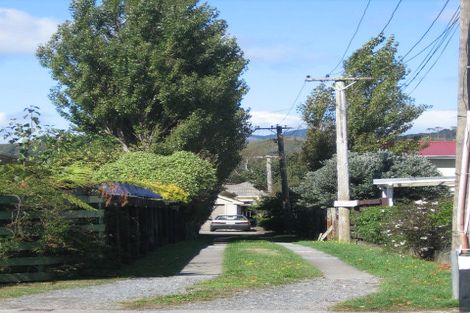 Photo of property in 18a Riverbank Street, Ebdentown, Upper Hutt, 5018