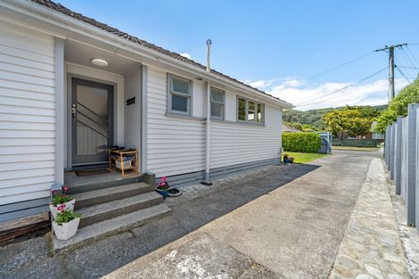 Photo of property in 38 Miro Street, Trentham, Upper Hutt, 5018