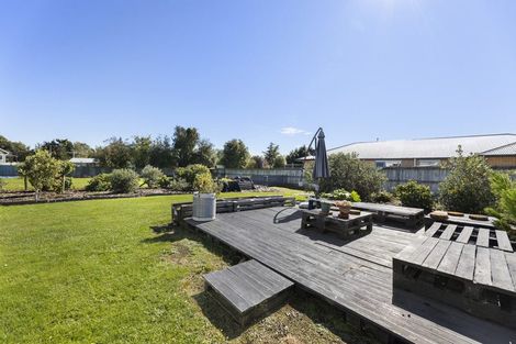 Photo of property in 10 Sandown Street, Waihola, Milton, 9073