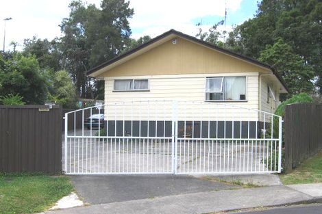 Photo of property in 8 Malibu Grove, Bayview, Auckland, 0629