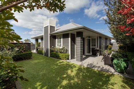 Photo of property in 11 Owen Place, Omokoroa, 3114