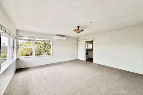 Photo of property in 4/155 Shakespeare Road, Milford, Auckland, 0620