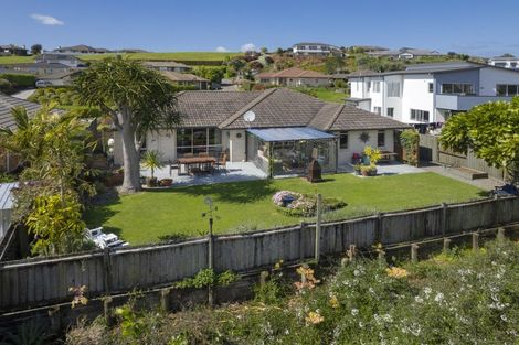 Photo of property in 10 Haden Place, Omokoroa, 3114