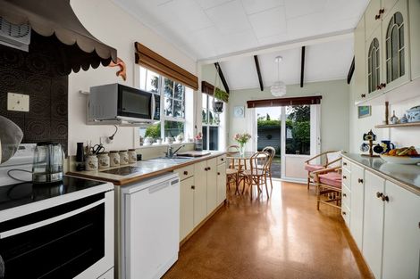 Photo of property in 53 Fantham Street, Hawera, 4610