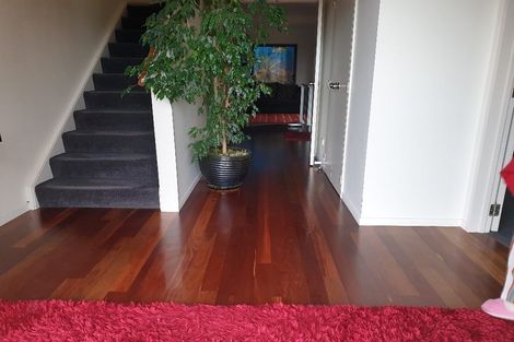 Photo of property in 14 San Domingo Rise, Henderson, Auckland, 0612