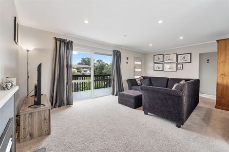 Photo of property in 844 Whangaparaoa Road, Manly, Whangaparaoa, 0930