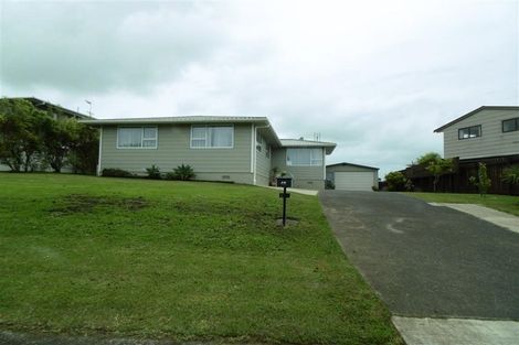 Photo of property in 46 Albatross Road, Red Beach, 0932