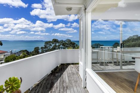 Photo of property in 29 Whitby Crescent, Mairangi Bay, Auckland, 0630