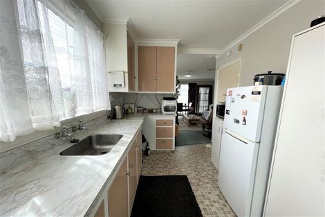 Photo of property in 65a Charlotte Street, Balclutha, 9230