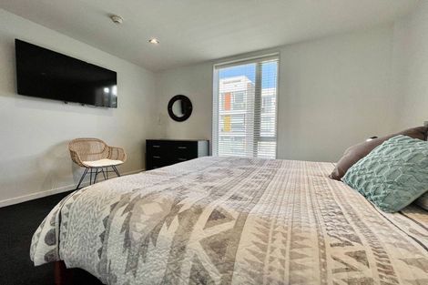 Photo of property in Piermont Apartments, 7b/82 Cable Street, Te Aro, Wellington, 6011