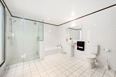 Photo of property in 3/12 Little George Street, Thorndon, Wellington, 6011